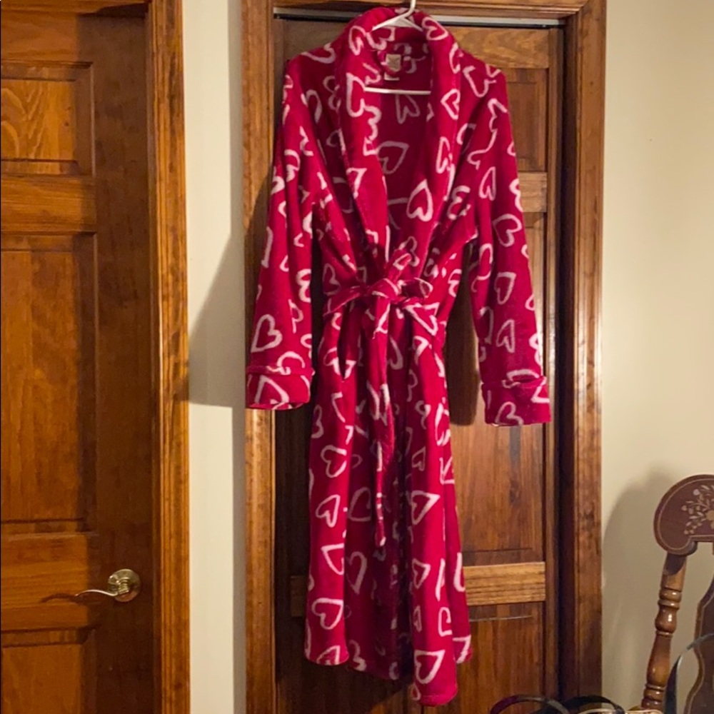 Victoria Secret  ‘fuzzy’ Robe!